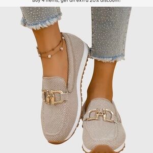 Susi Orthopedic Comfort Beige Loafers with Gold Buckles 40 NWOT